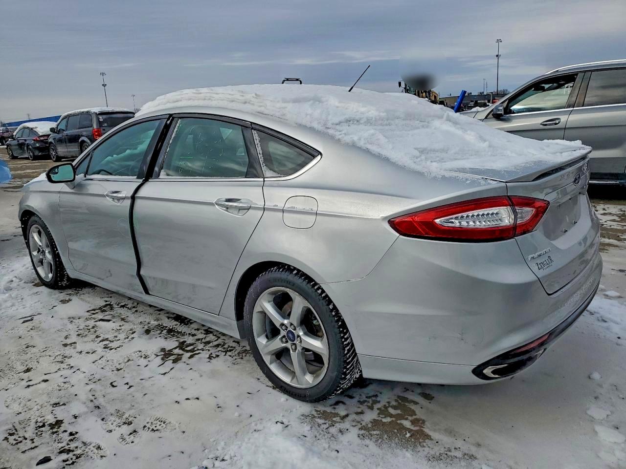 2016 FORD FUSION SE photo 2