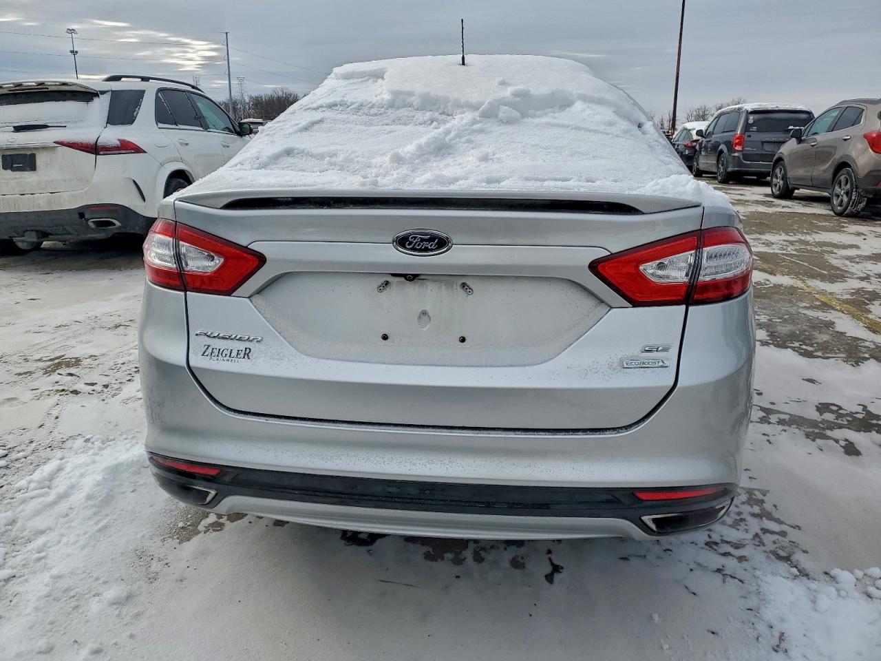 2016 FORD FUSION SE photo 6