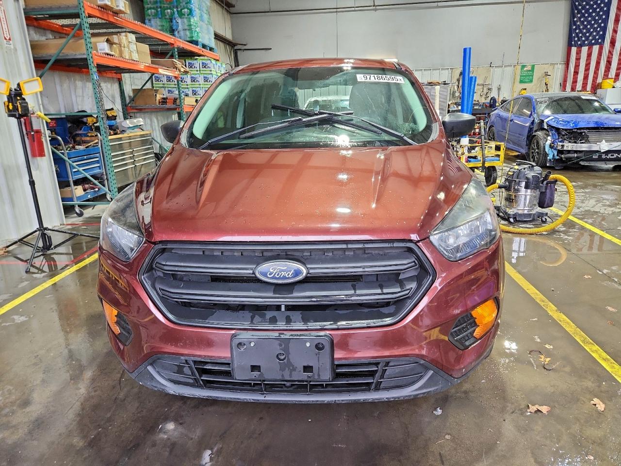 2018 FORD ESCAPE S photo 5