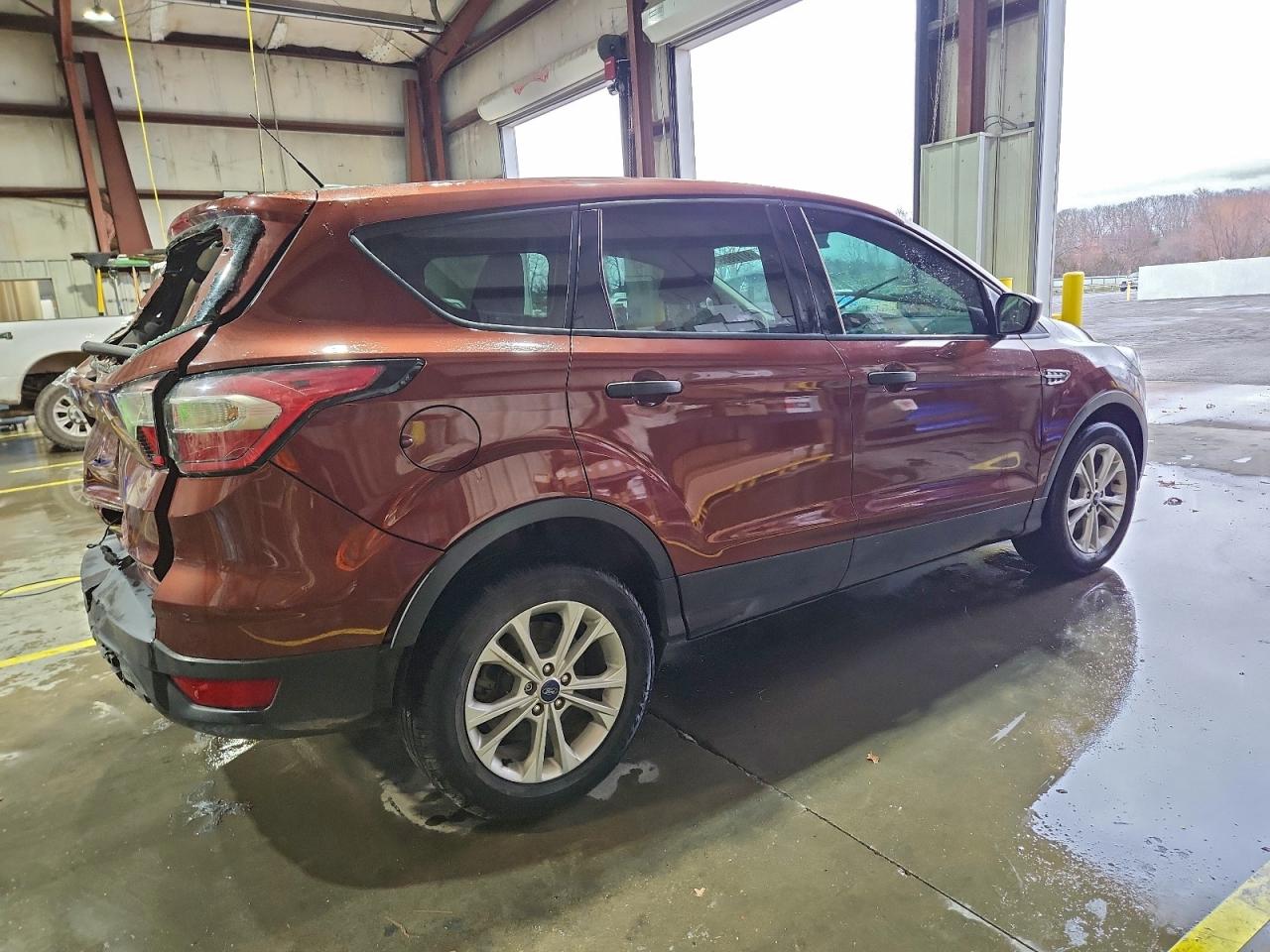2018 FORD ESCAPE S photo 3