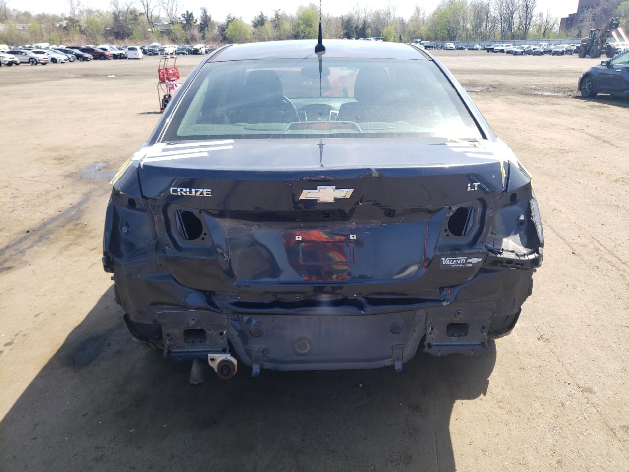 2014 CHEVROLET CRUZE LT photo 6
