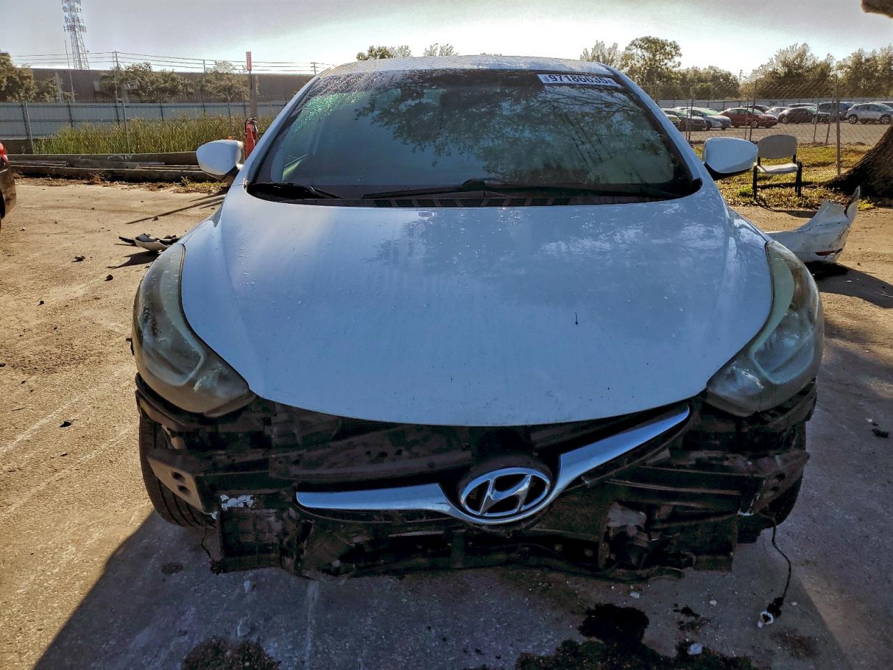 2016 HYUNDAI ELANTRA photo 5