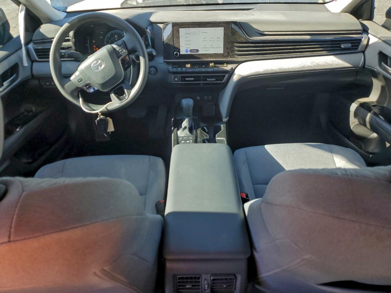 2025 TOYOTA CAMRY XSE photo 8