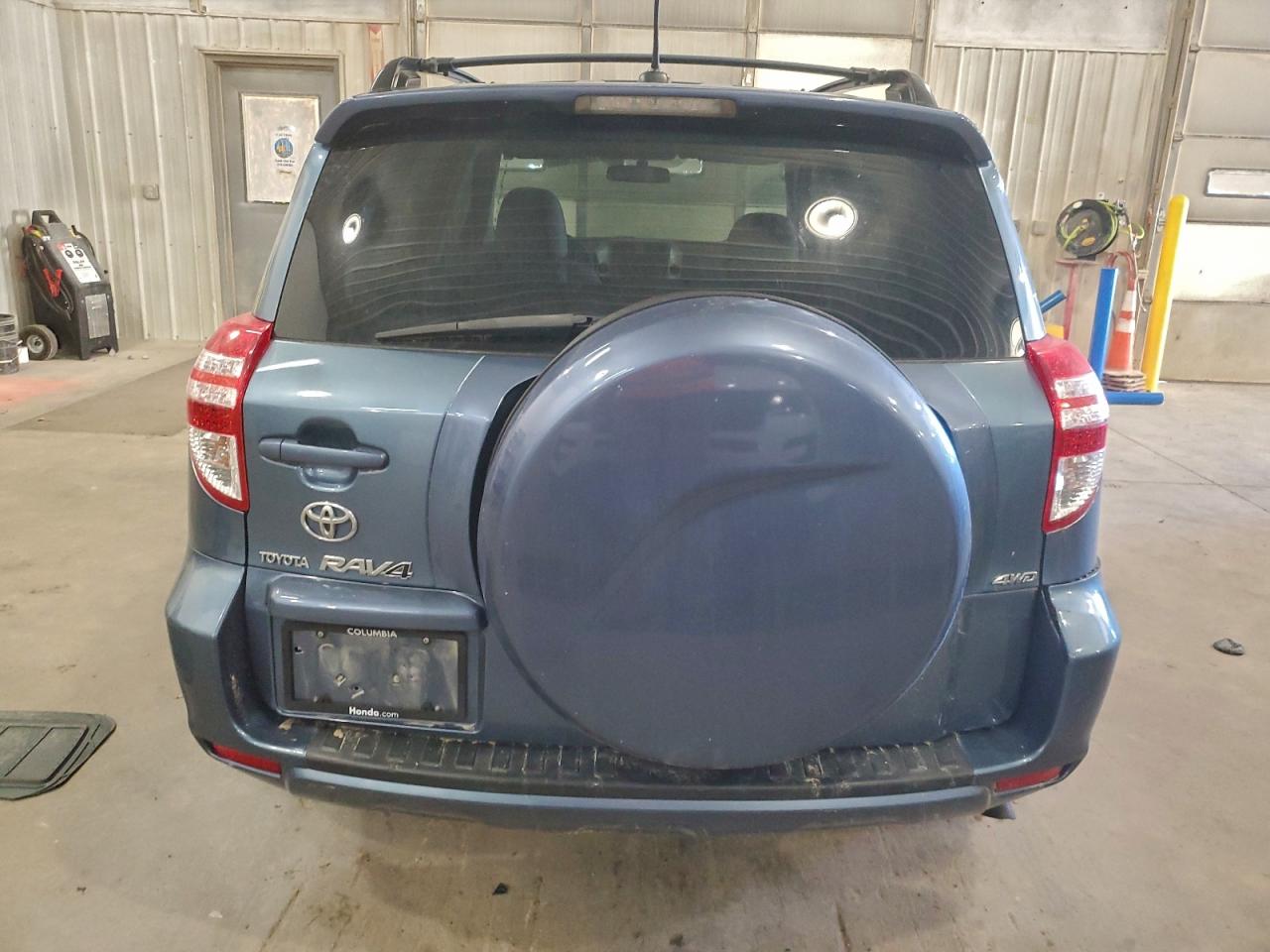 2010 TOYOTA RAV4 photo 6