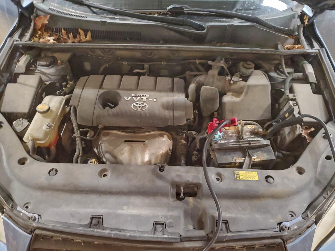 2010 TOYOTA RAV4 photo 11