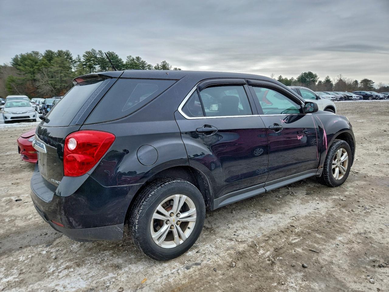2013 CHEVROLET EQUINOX LS photo 3