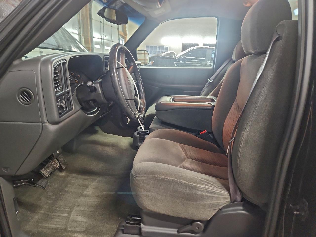 2003 CHEVROLET SILVERADO C1500 photo 7