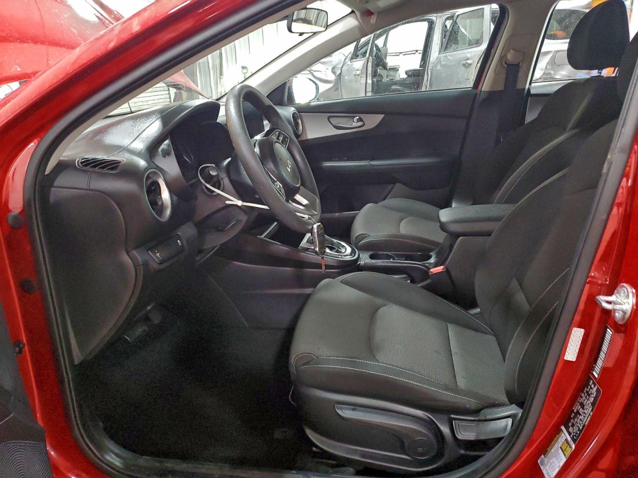 2023 KIA FORTE LX photo 7
