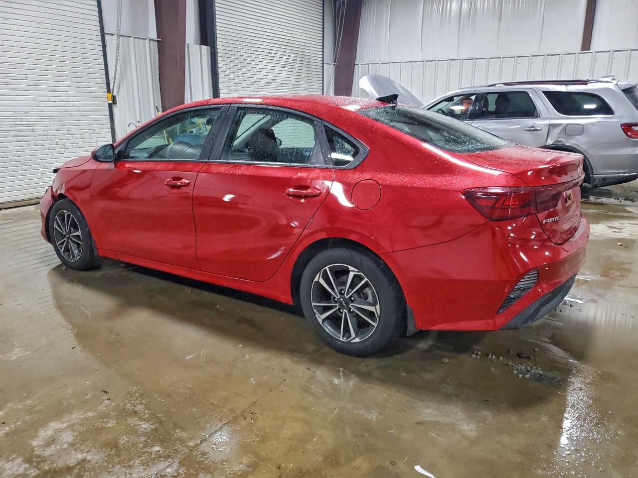 2023 KIA FORTE LX photo 2