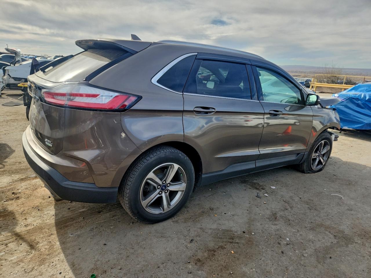 2019 FORD EDGE SEL photo 3