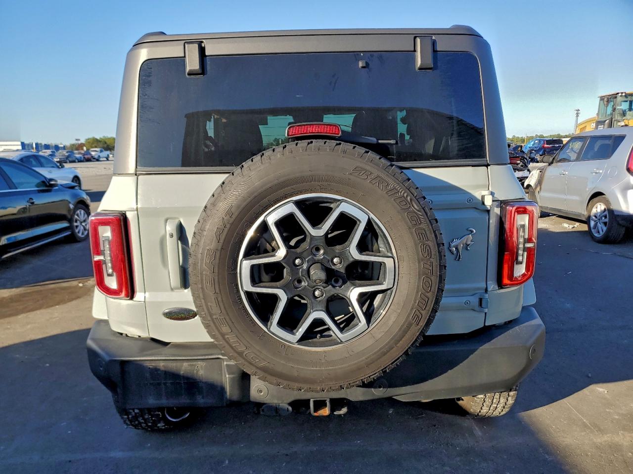 2023 FORD BRONCO BASE photo 6
