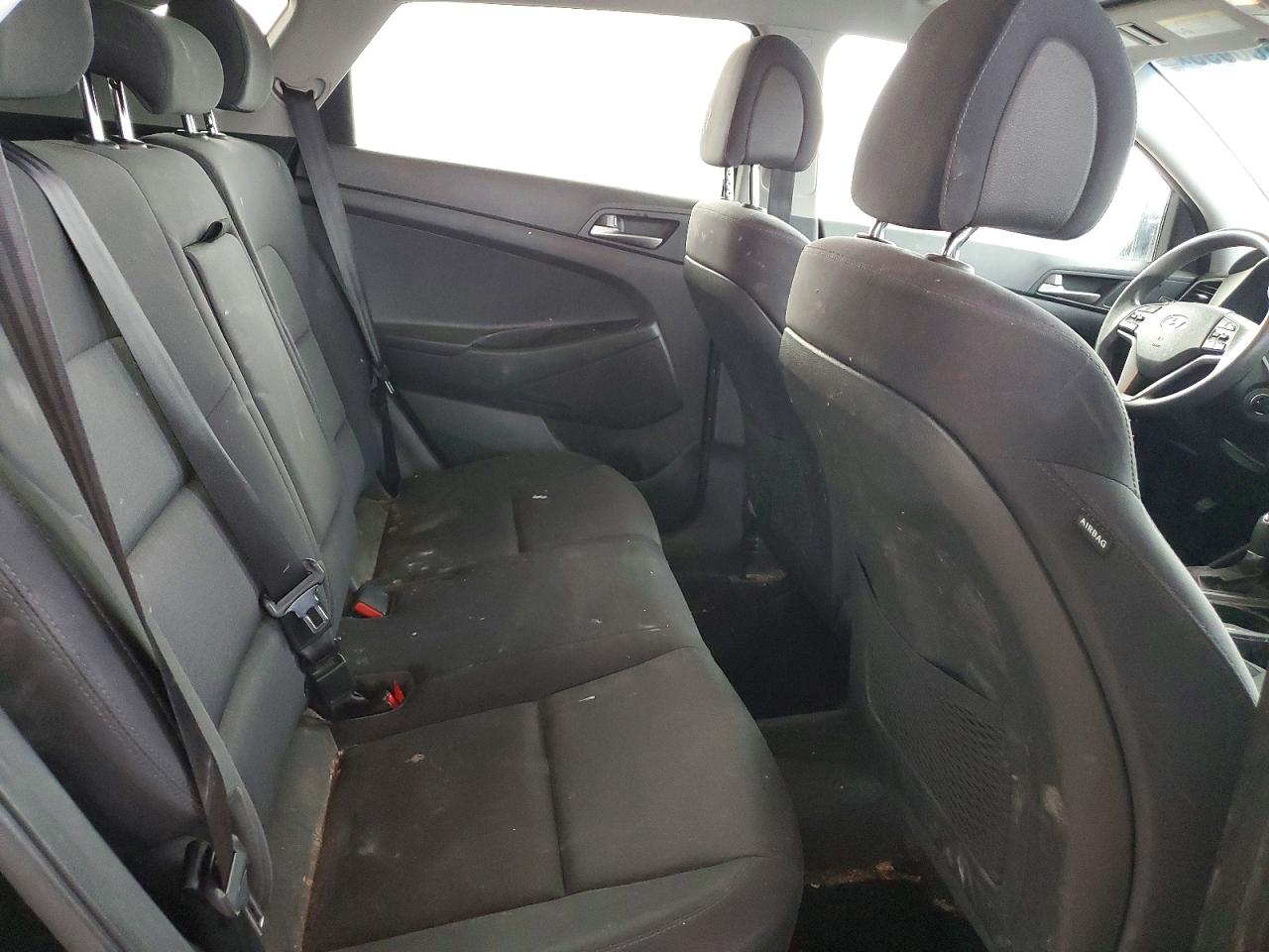 2018 HYUNDAI TUCSON SE photo 11