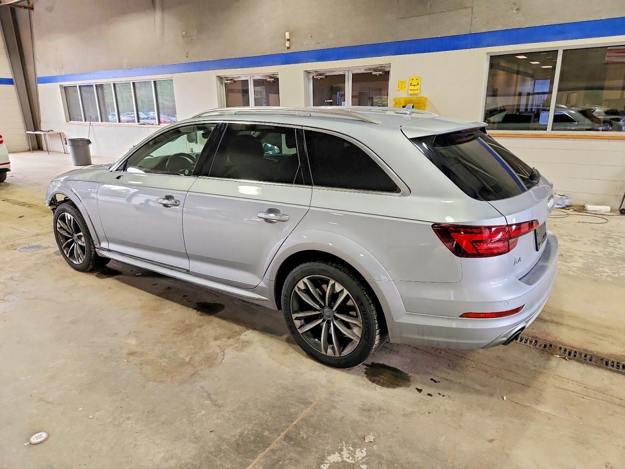 2018 AUDI A4 ALLROAD PRESTIGE photo 2