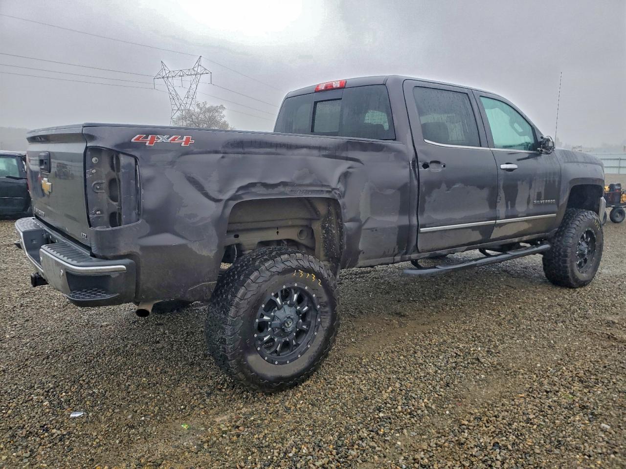 2016 CHEVROLET SILVERADO K1500 LTZ photo 3