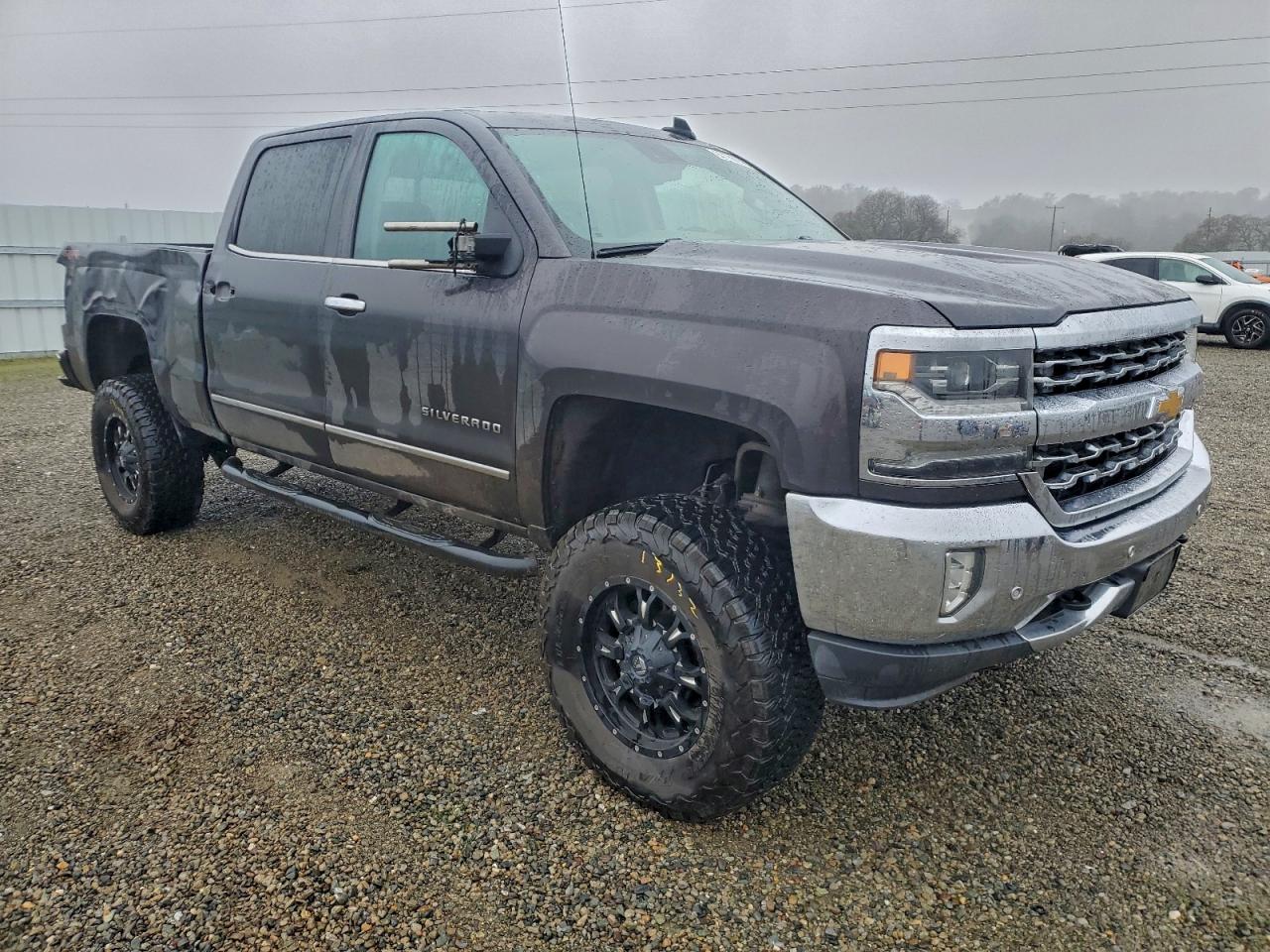 2016 CHEVROLET SILVERADO K1500 LTZ photo 4