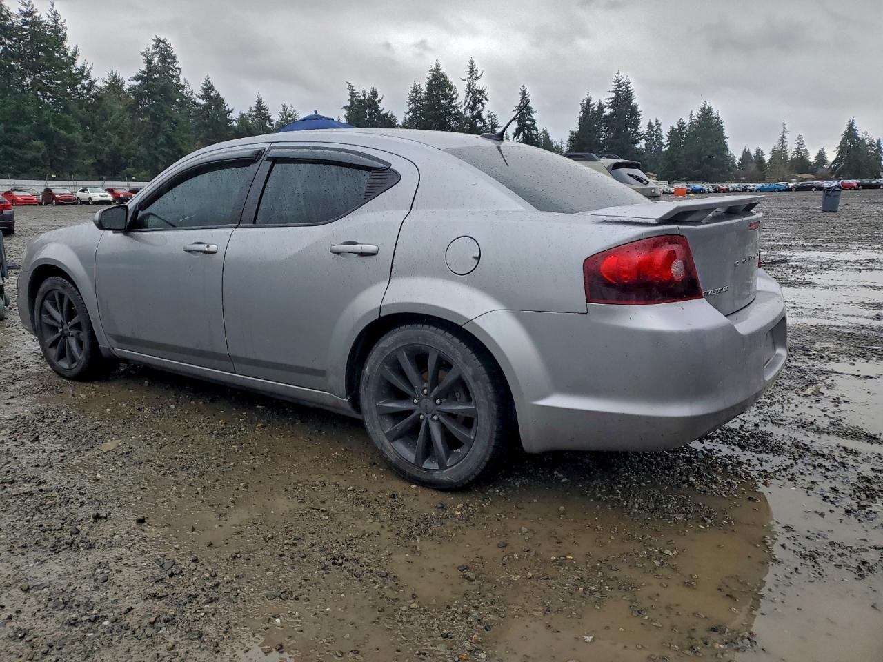 2013 DODGE AVENGER SXT photo 2