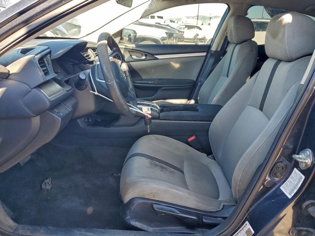 2016 HONDA CIVIC LX photo 7