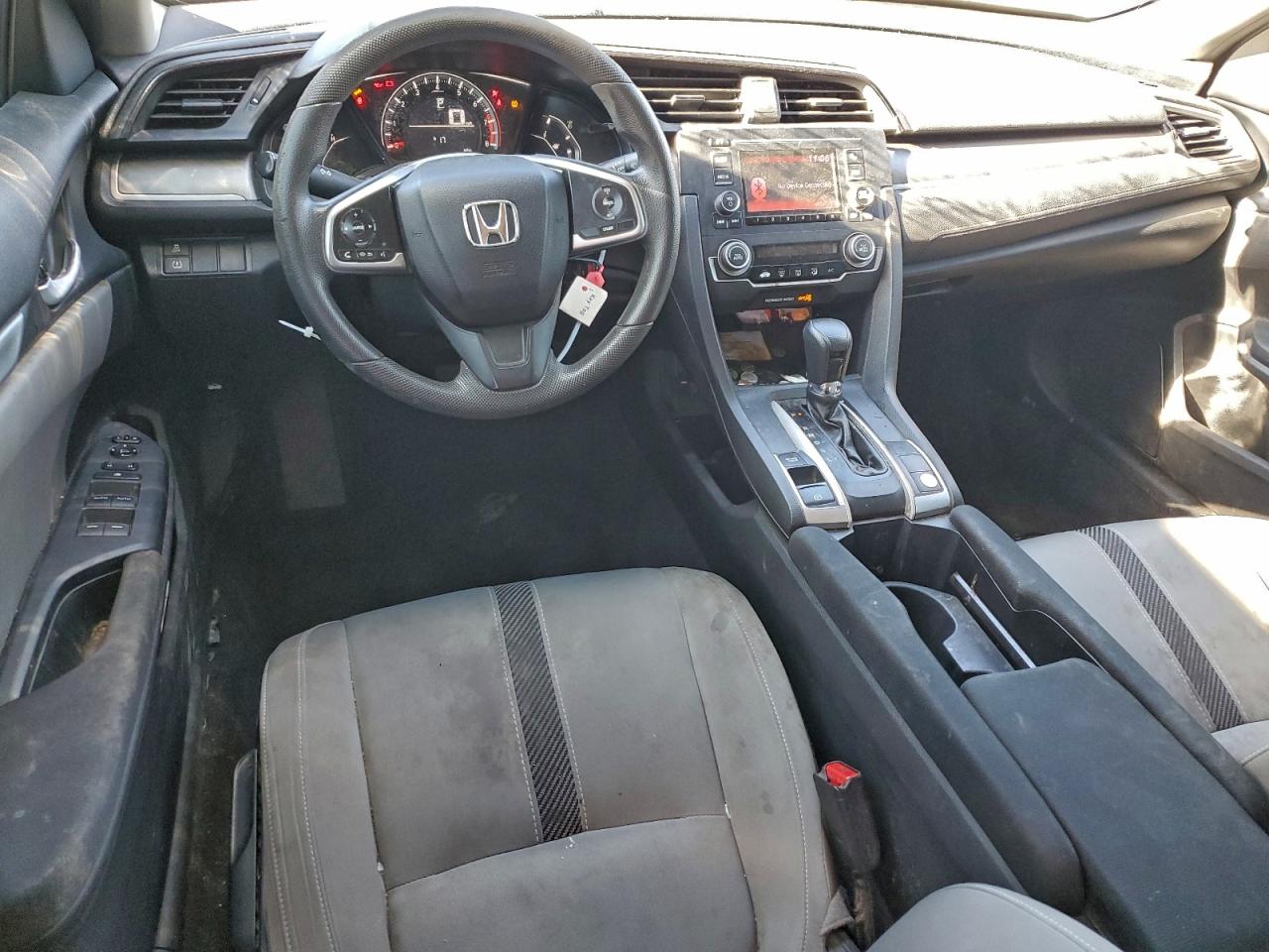 2016 HONDA CIVIC LX photo 8