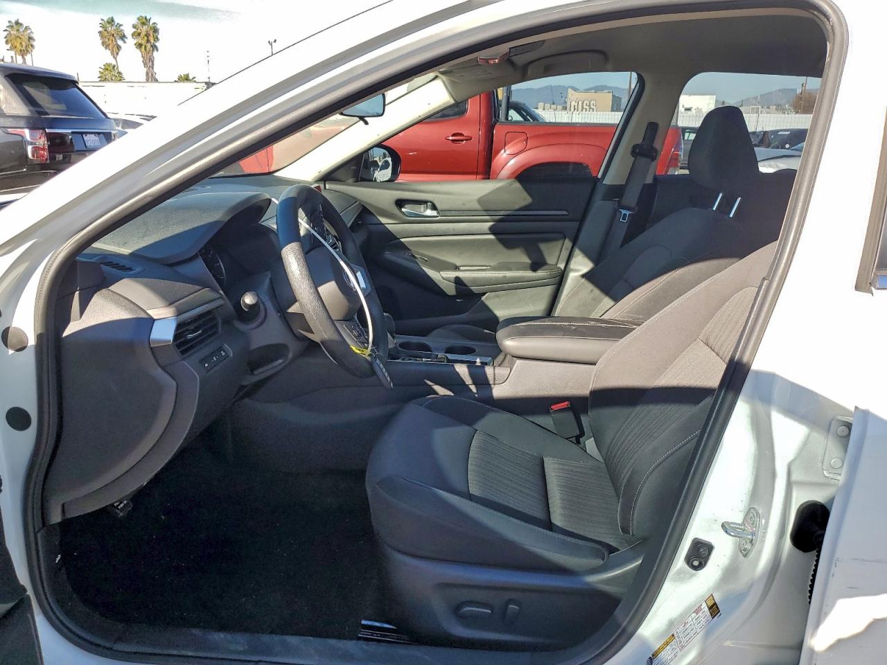 2025 NISSAN ALTIMA SV photo 13