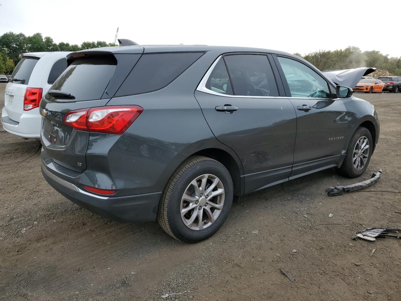 2019 CHEVROLET EQUINOX LT photo 3