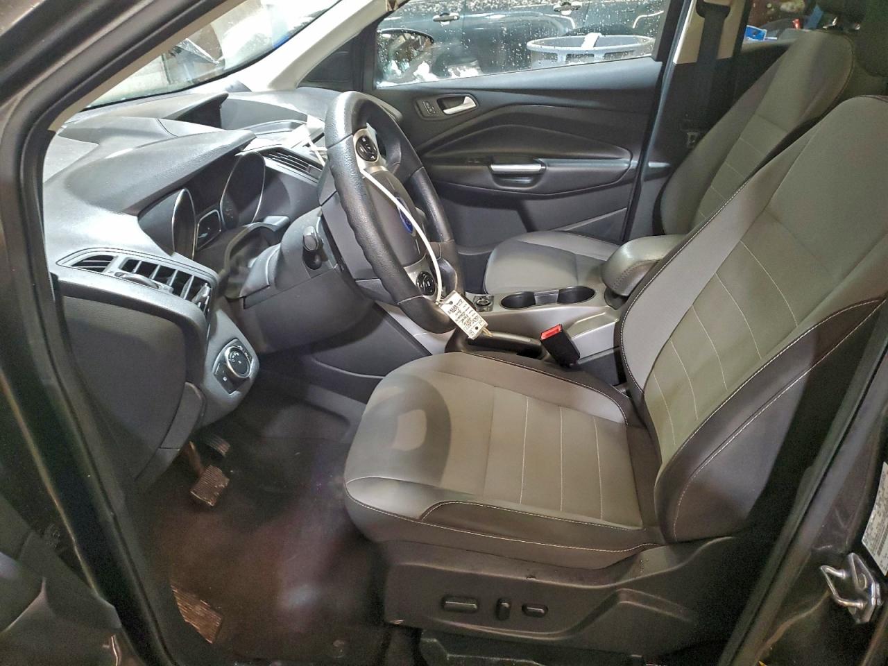 2016 FORD ESCAPE SE photo 7