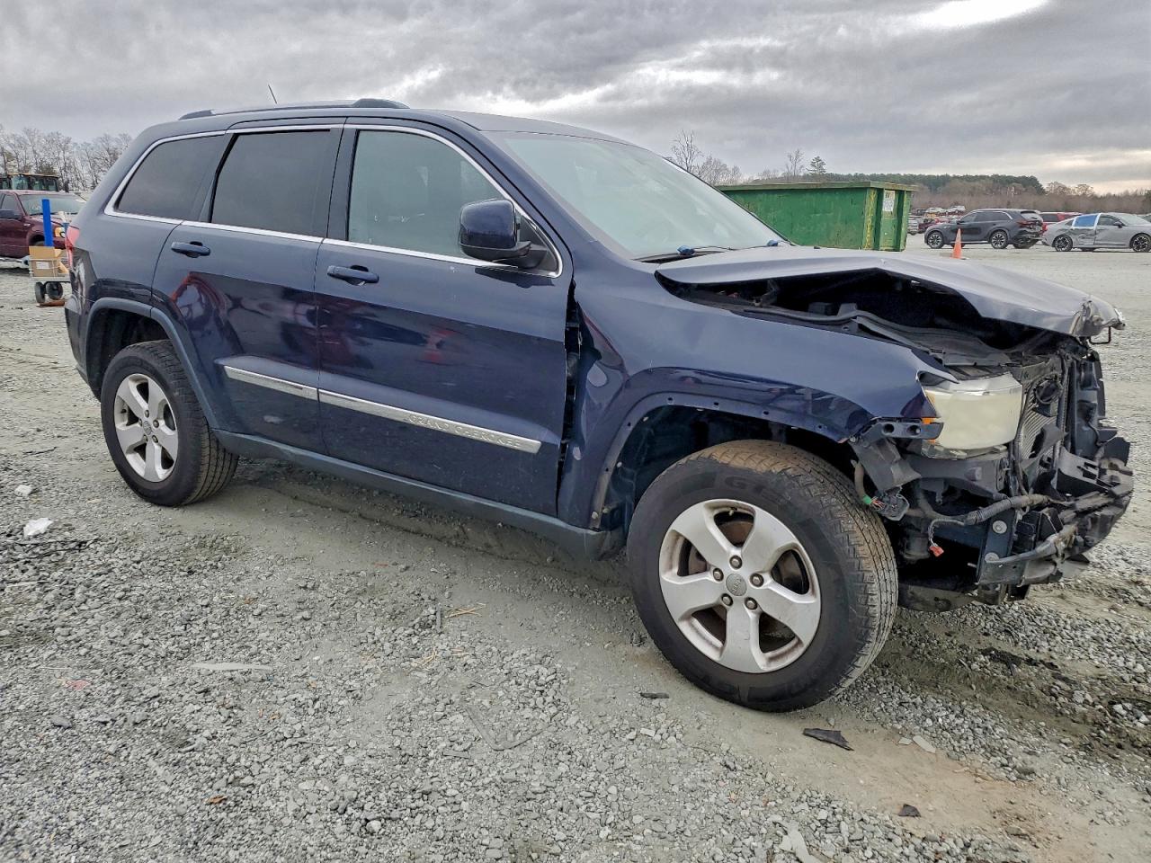 2012 JEEP GRAND CHEROKEE LAREDO photo 4
