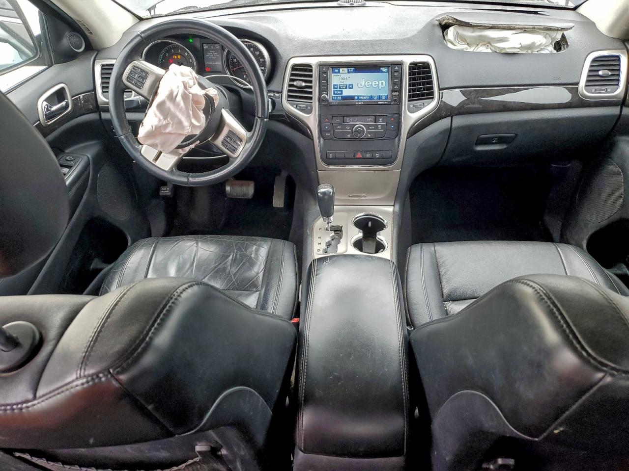 2012 JEEP GRAND CHEROKEE LAREDO photo 8