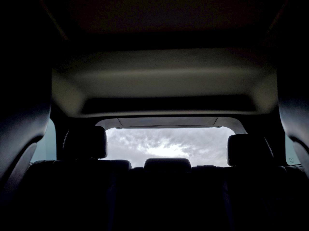 2012 JEEP GRAND CHEROKEE LAREDO photo 10