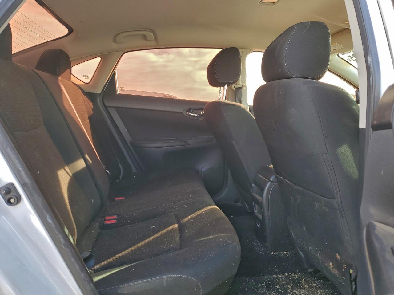 2019 NISSAN SENTRA S photo 10