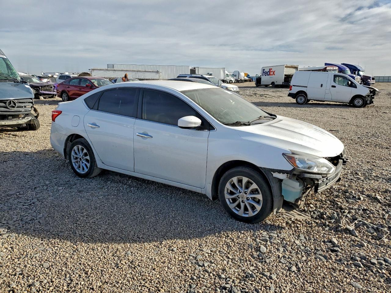 2019 NISSAN SENTRA S photo 4