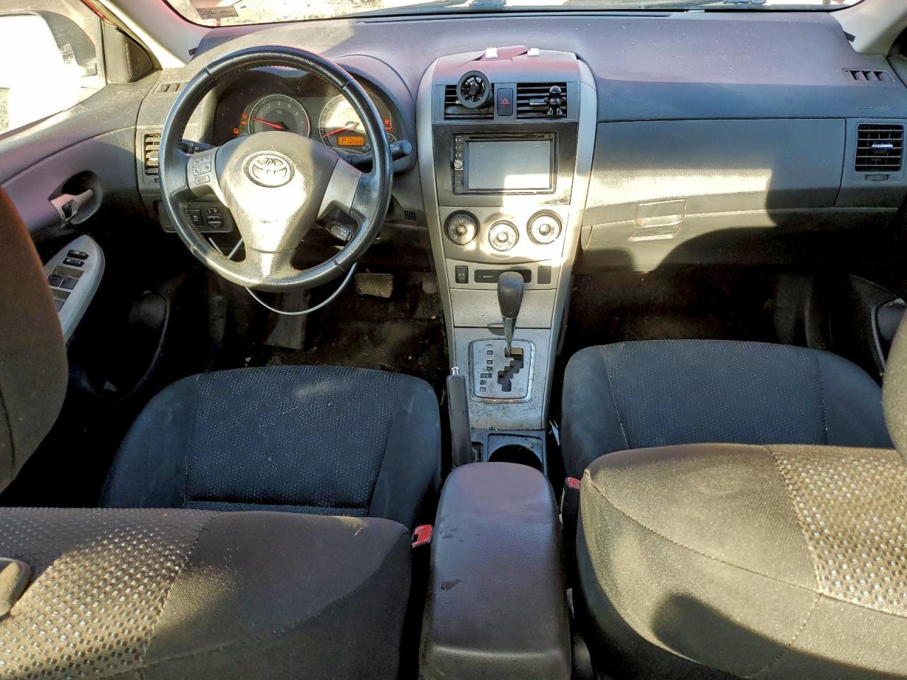 2010 TOYOTA COROLLA BASE photo 8