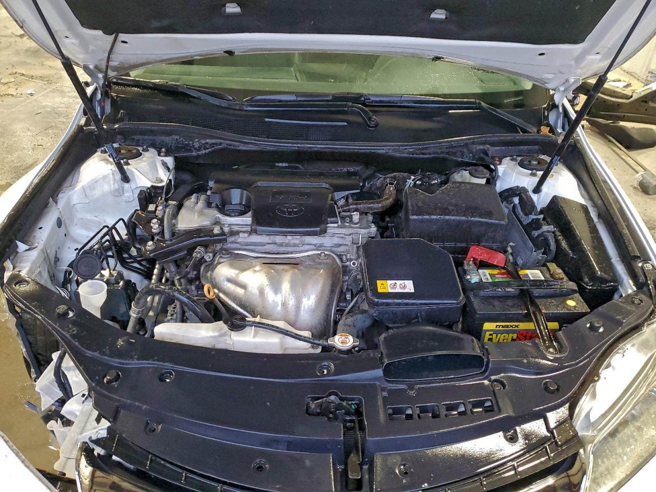 2017 TOYOTA CAMRY LE photo 11
