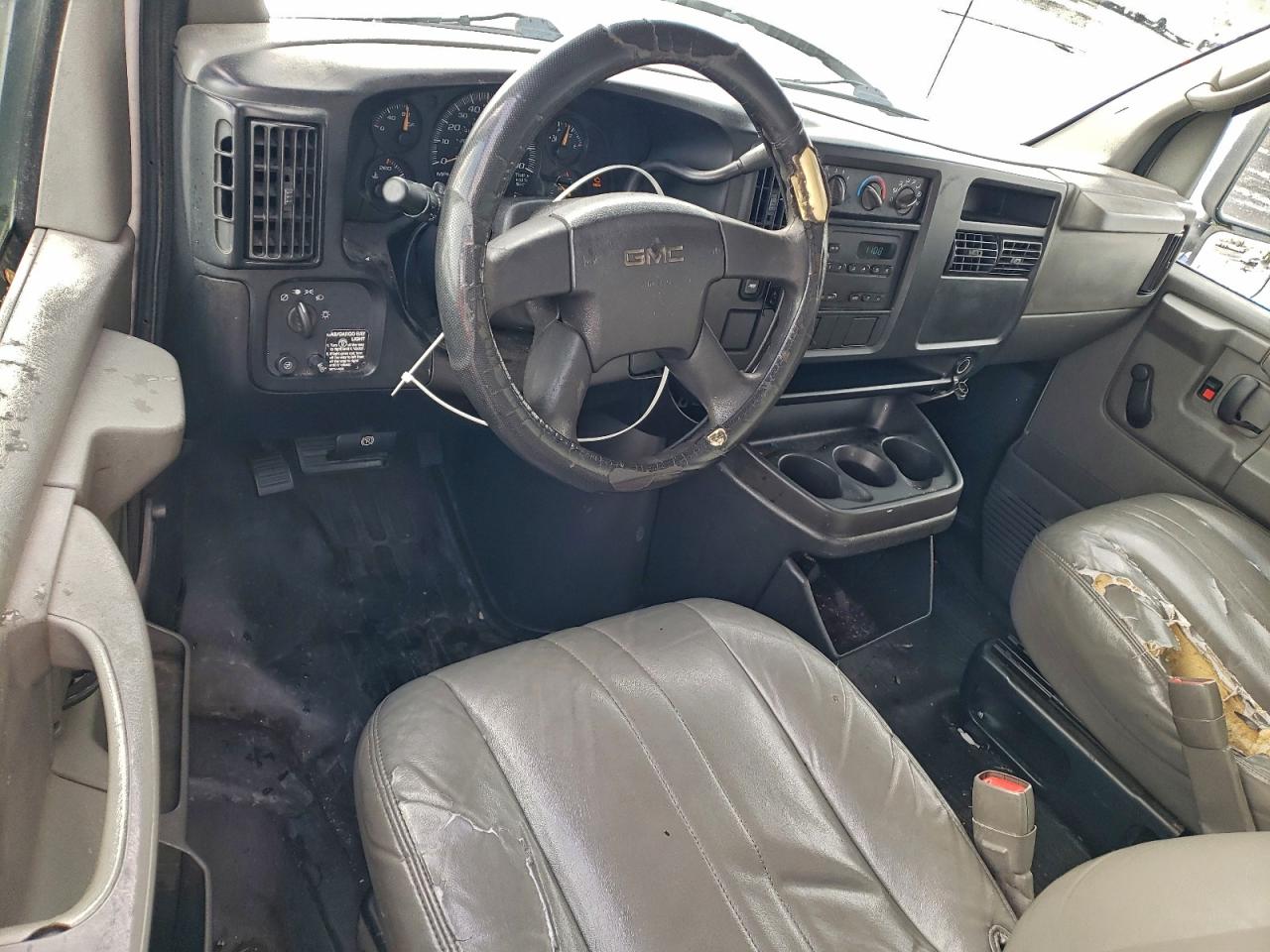 2007 GMC SAVANA CUTAWAY G3500 photo 8