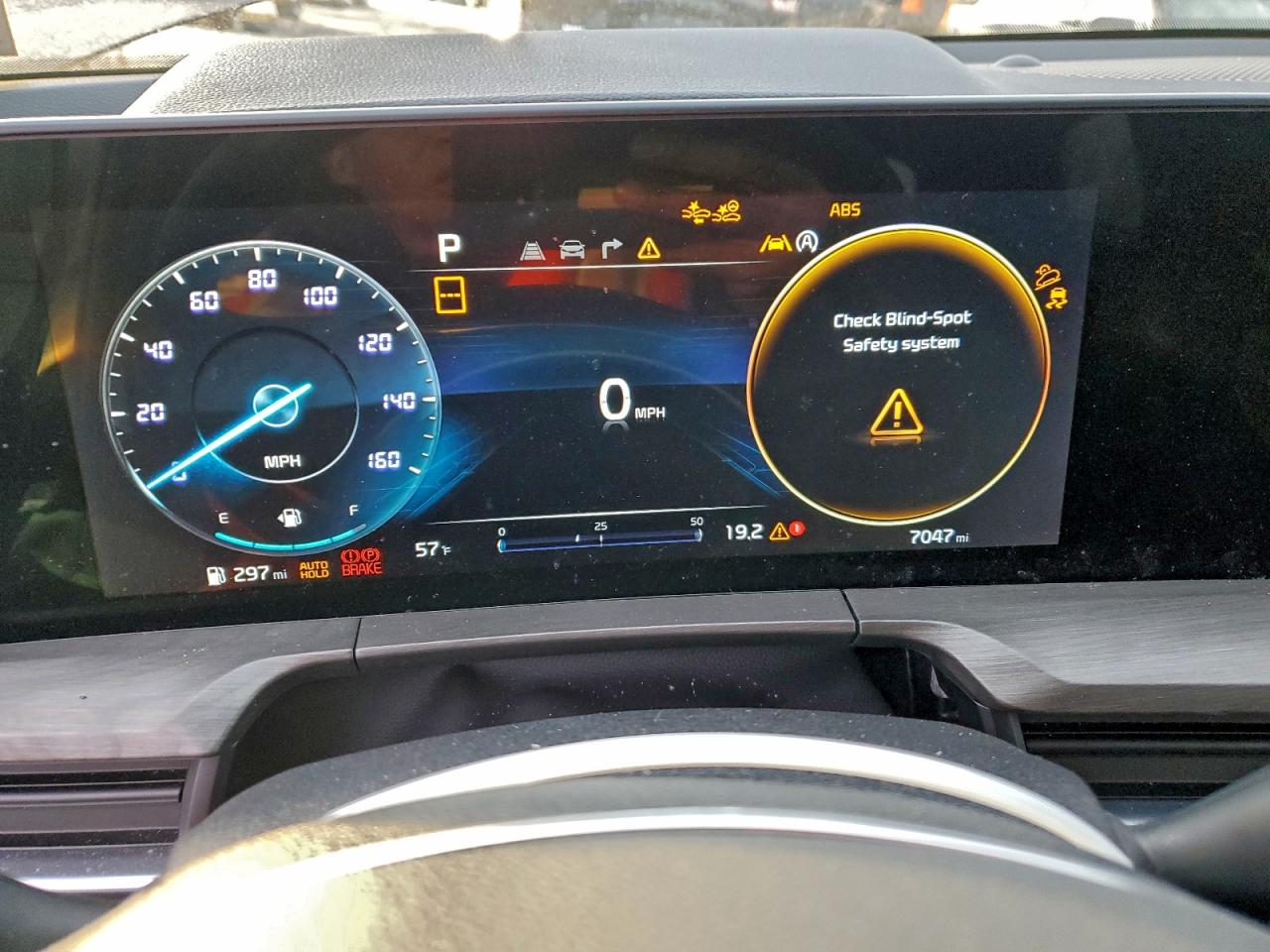 2025 KIA TELLURIDE SX photo 9
