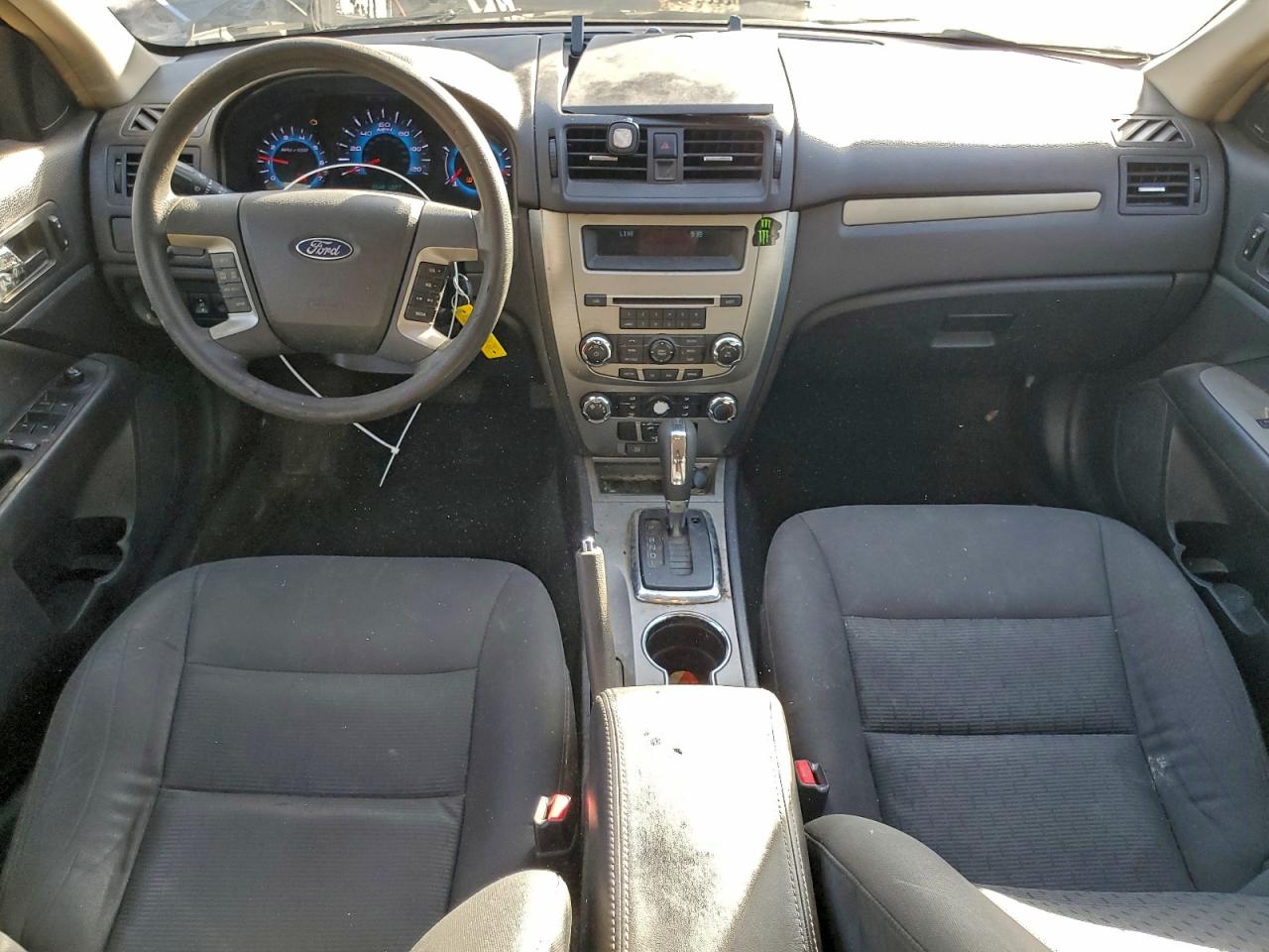 2011 FORD FUSION SE photo 8
