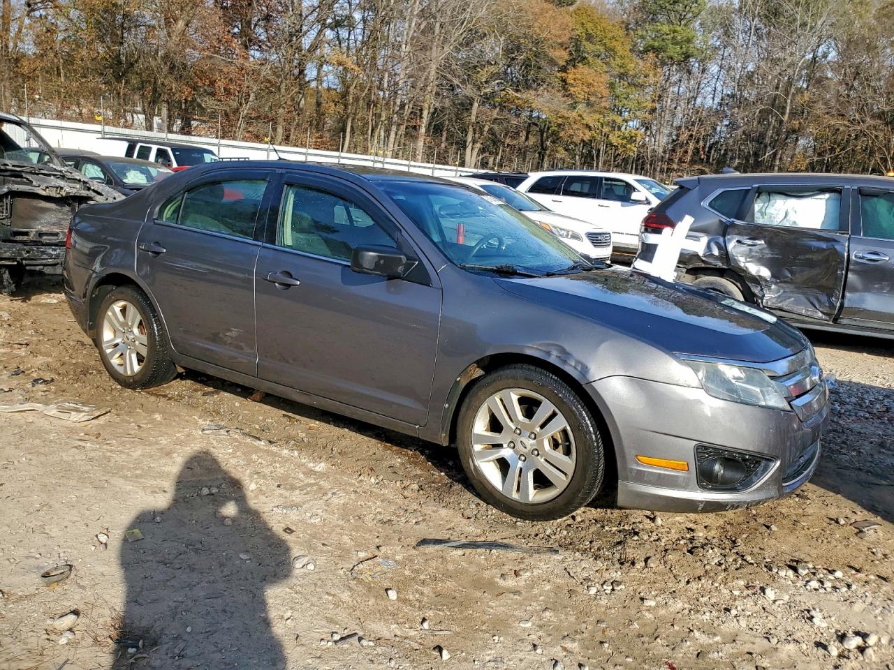 2011 FORD FUSION SE photo 4