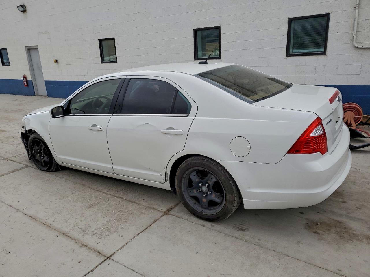 2010 FORD FUSION SE photo 2