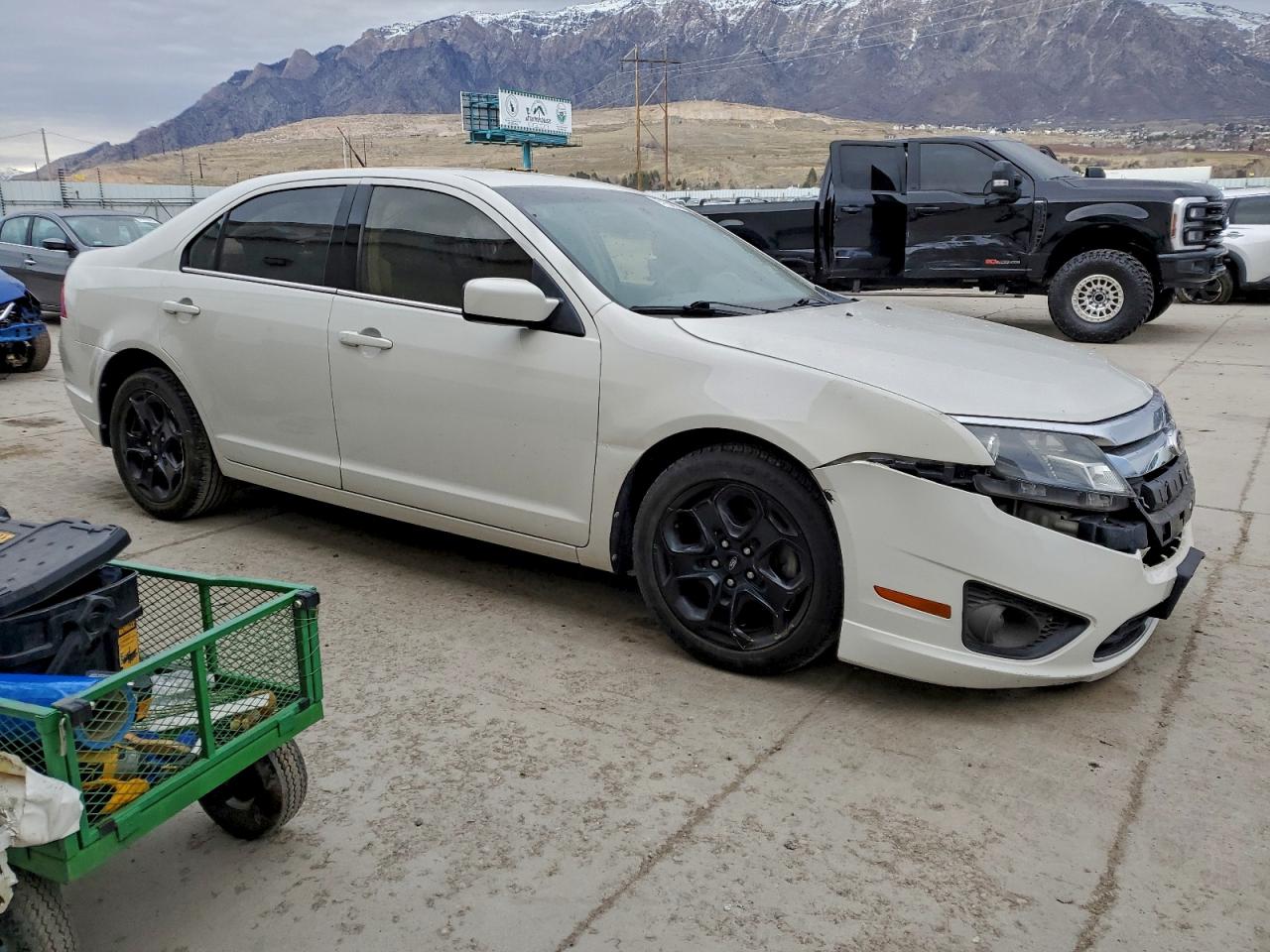 2010 FORD FUSION SE photo 4