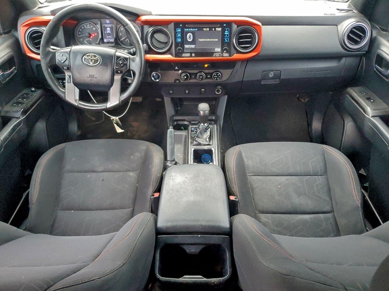 2017 TOYOTA TACOMA DOUBLE CAB photo 8