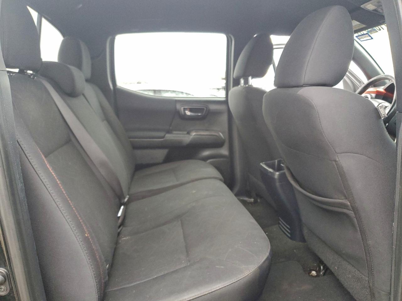 2017 TOYOTA TACOMA DOUBLE CAB photo 10