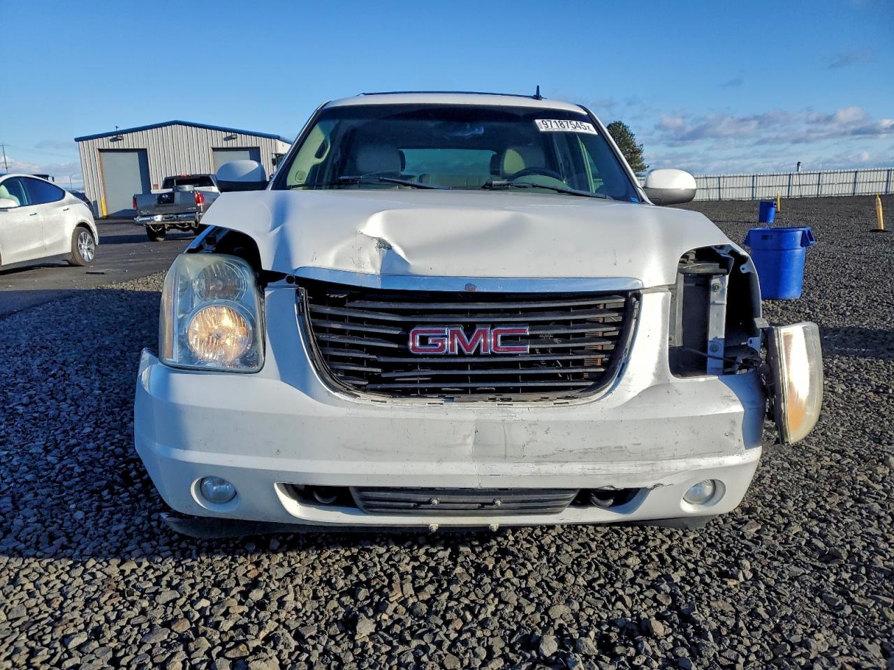 2007 GMC YUKON XL K1500 photo 5