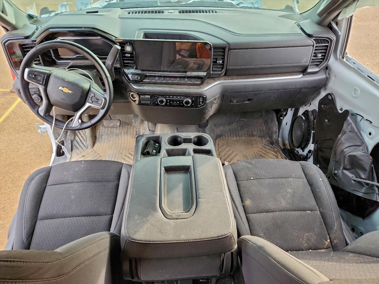 2024 CHEVROLET SILVERADO K2500 HEAVY DUTY LT photo 8