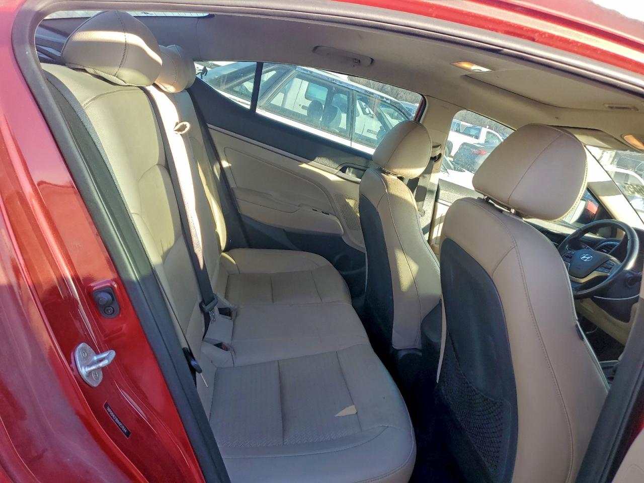 2017 HYUNDAI ELANTRA SE photo 10