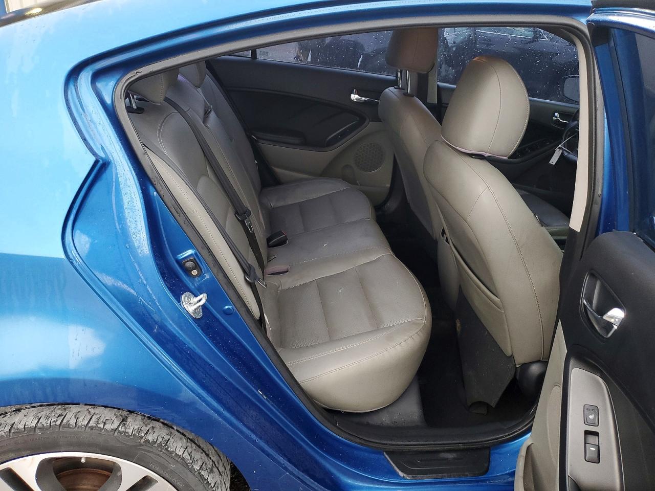 2014 KIA FORTE EX photo 28