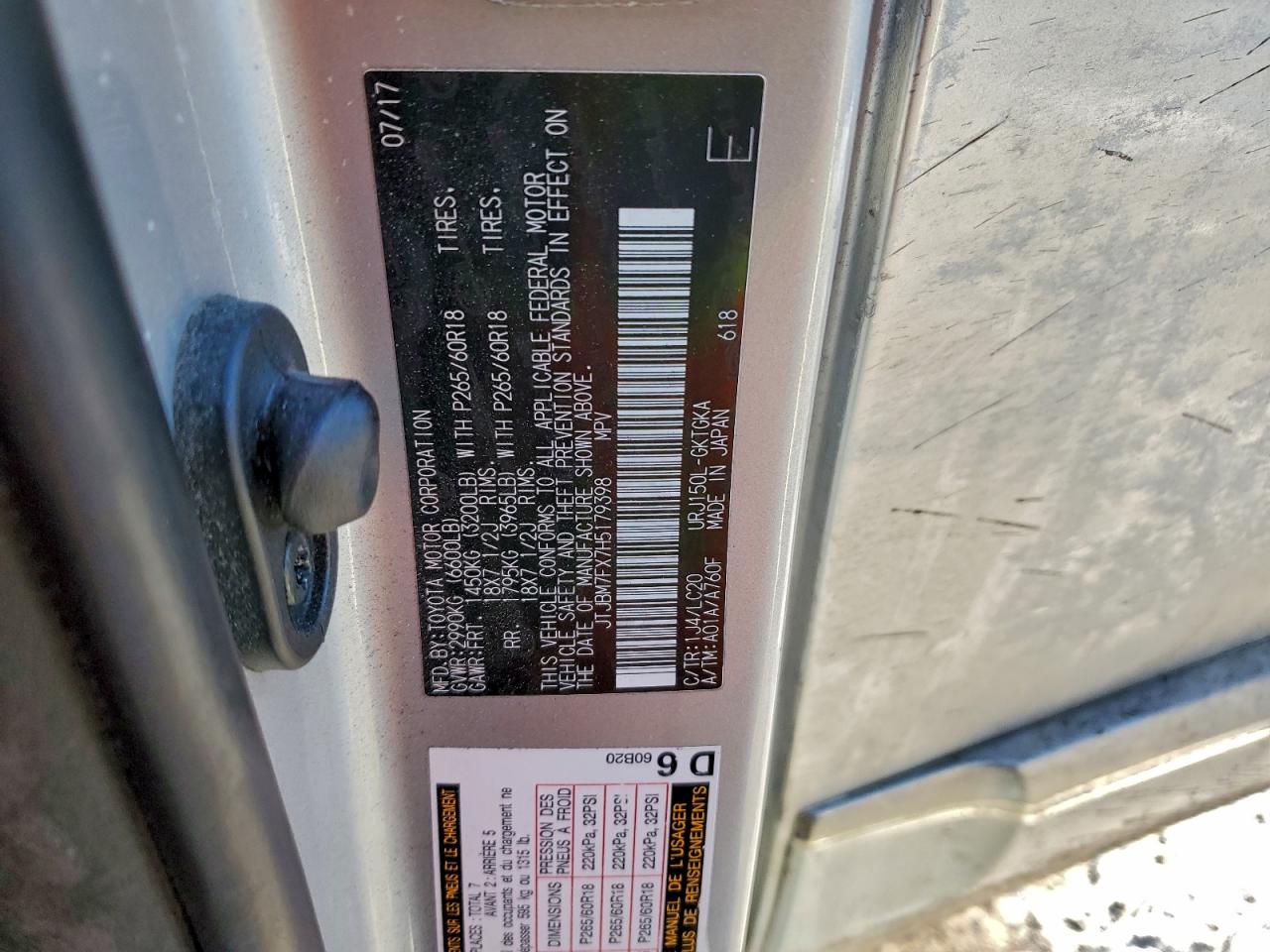 2017 LEXUS GX 460 photo 13
