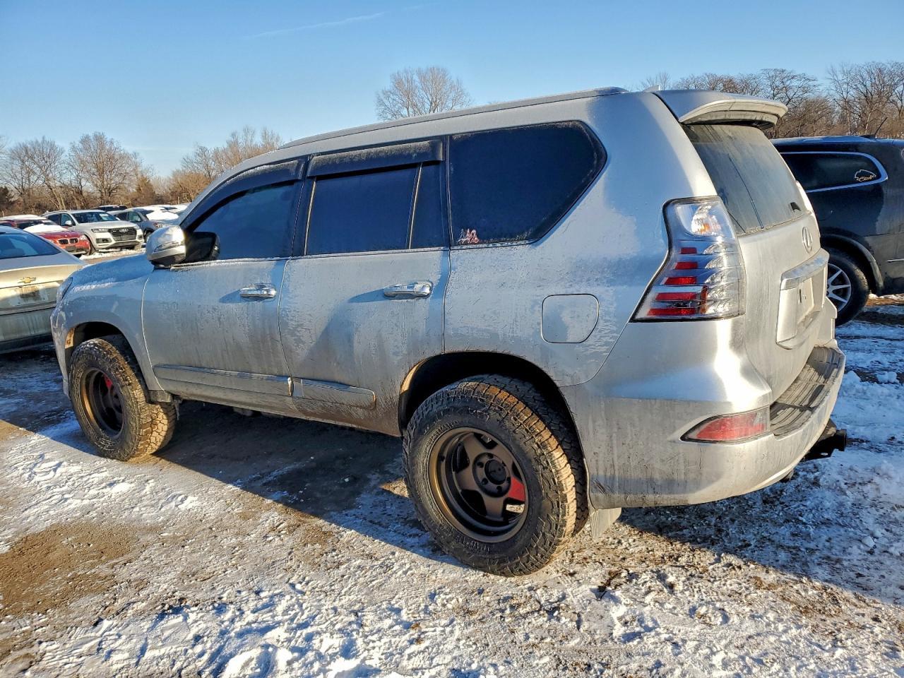2017 LEXUS GX 460 photo 2