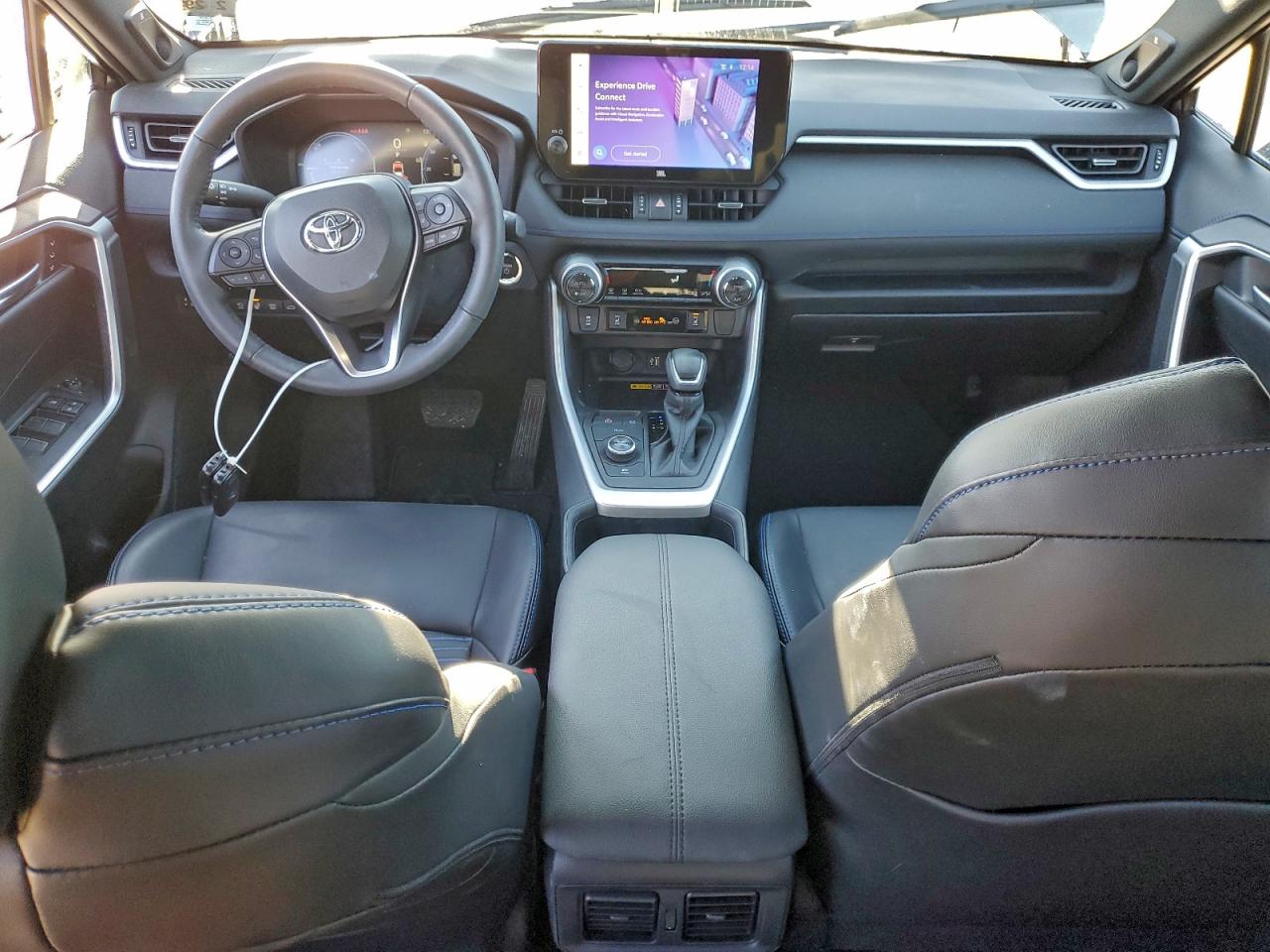2024 TOYOTA RAV4 XSE photo 8