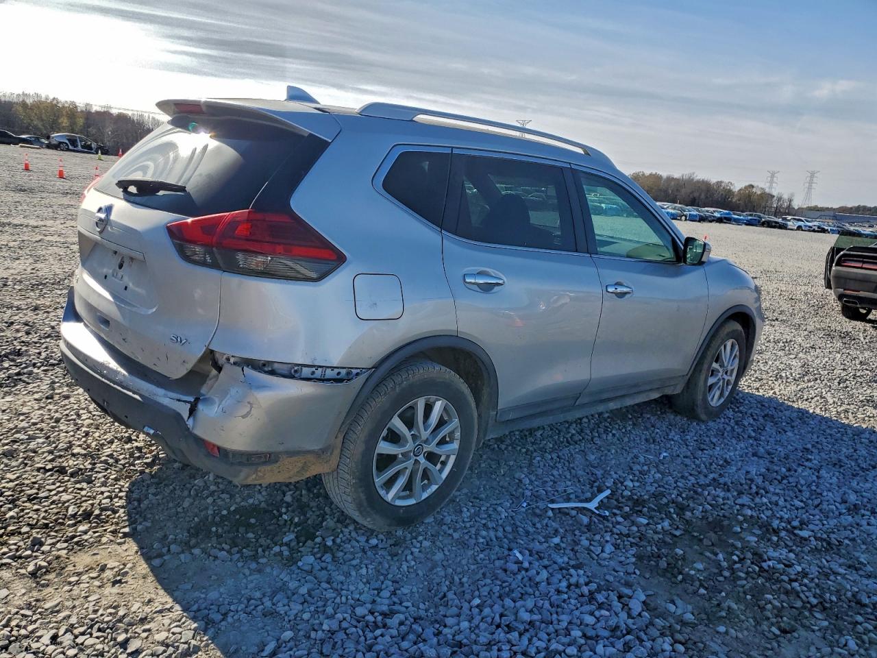 2017 NISSAN ROGUE S photo 3