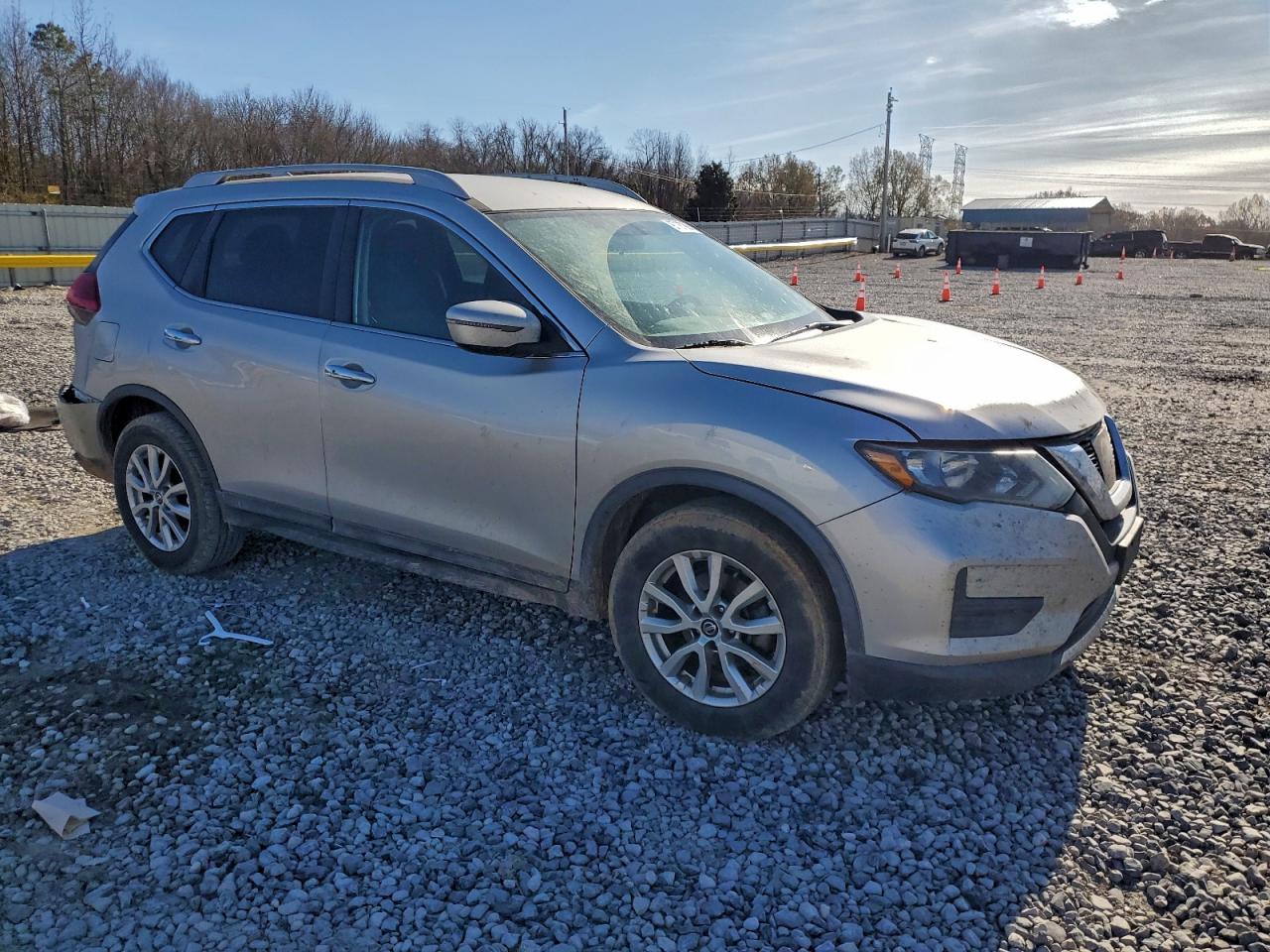 2017 NISSAN ROGUE S photo 4
