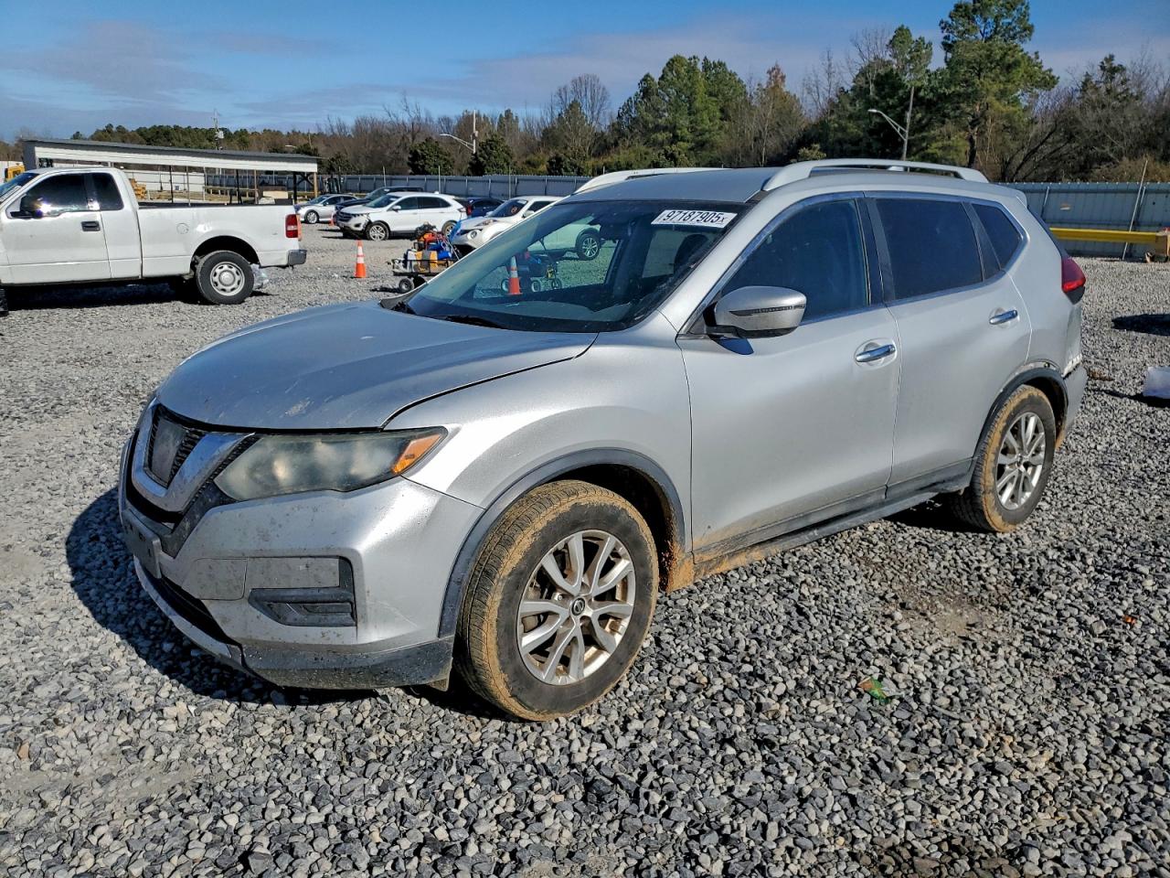 2017 NISSAN ROGUE